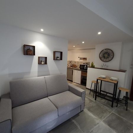 Studio Au Coeur Du Village Туртур Екстериор снимка